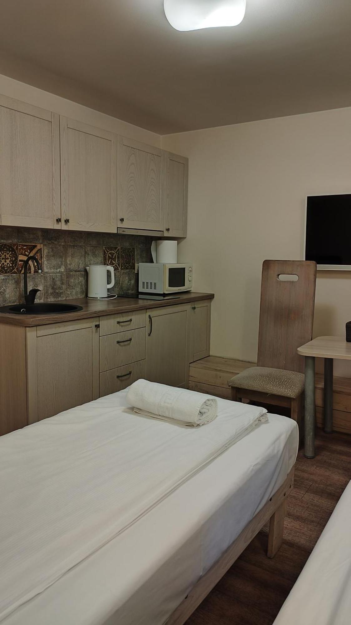 Kubu Ground Floor Rooms Klaipėda Esterno foto