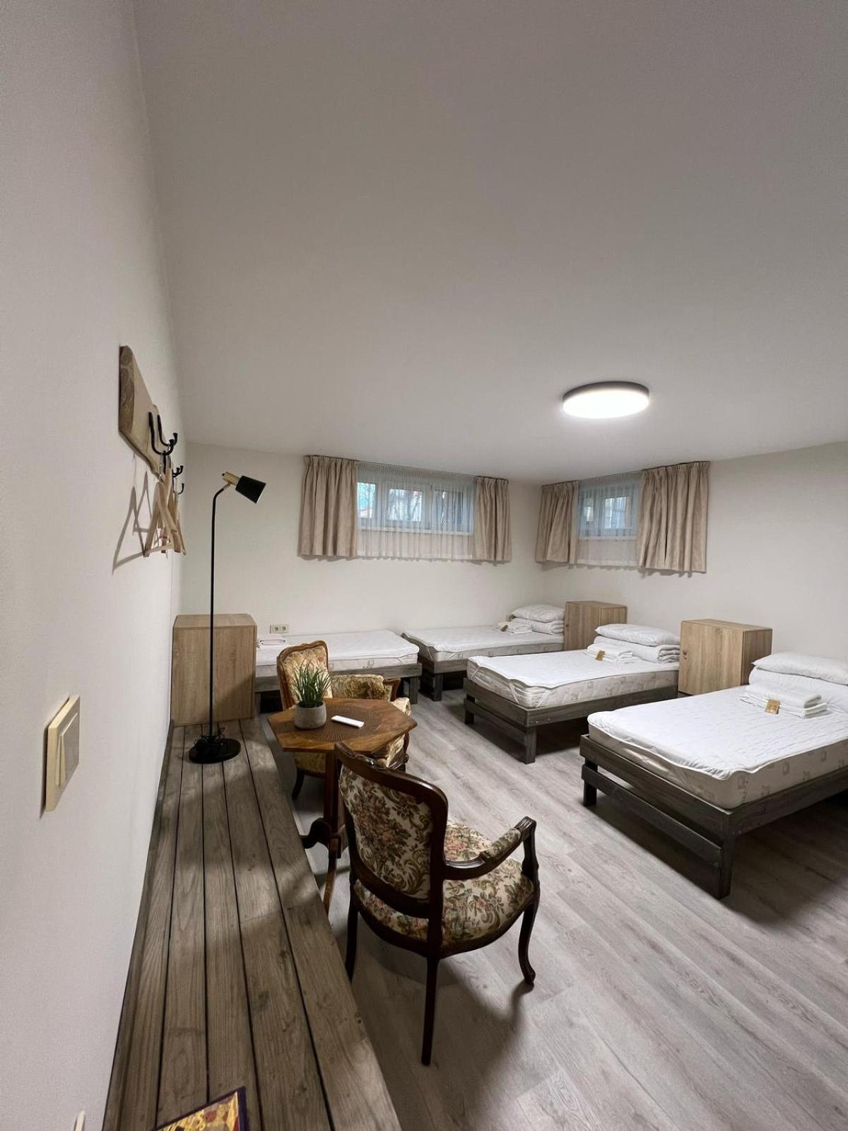 Kubu Ground Floor Rooms Klaipėda Esterno foto